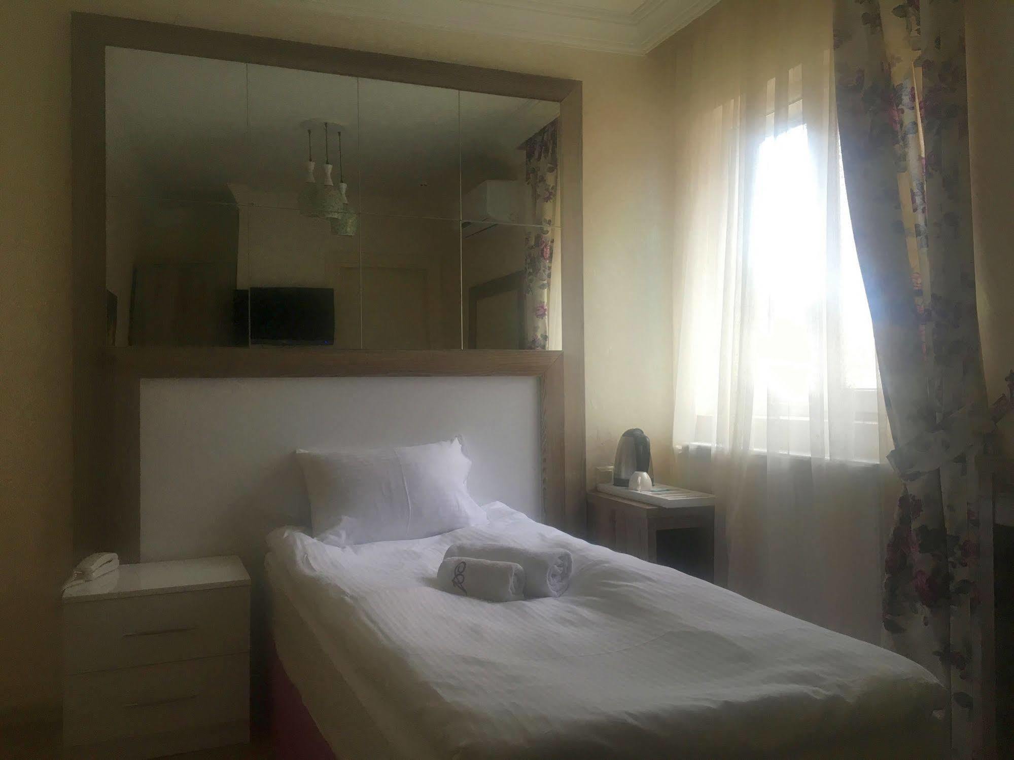 Adjara Boutique Hotel Batumi Kültér fotó